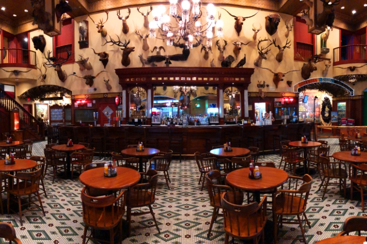Saloon picture